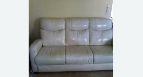 Химчистка кожаного дивана. Первоуральск